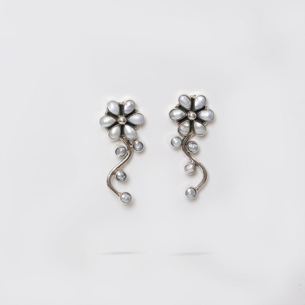 Floral Pearl Earrings