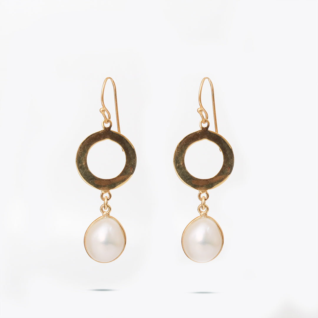 Radiant Pearl Drop Earrings