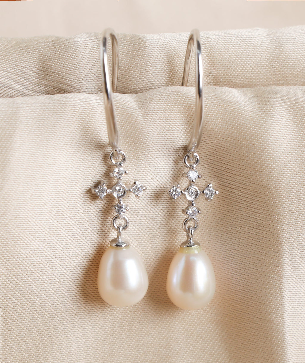 Zircon Pearl Drop Hooks