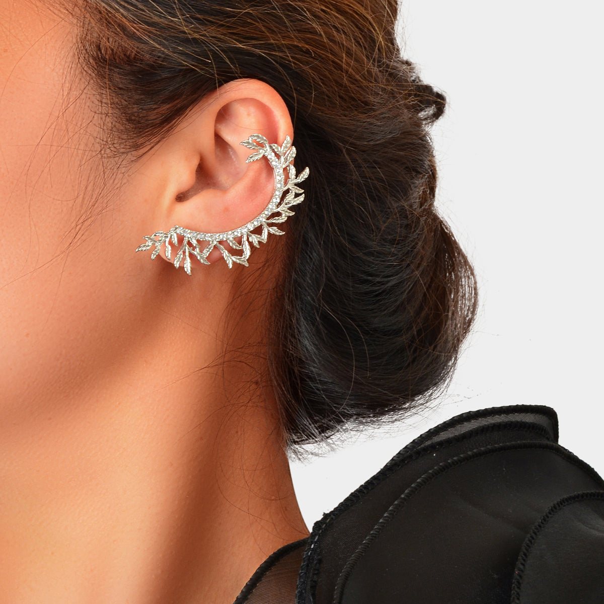 1 pc Rhinestone Decor Leaf Design Wrap Around Clip Earrings Cartilage Ear Cuff