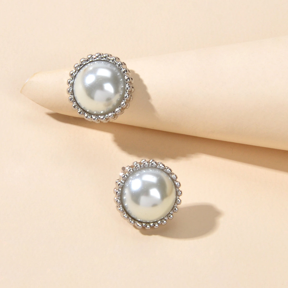 Women Dainty Gifts Gold Silver Plated Pearl Round Stud Wedding Bridal Earrings