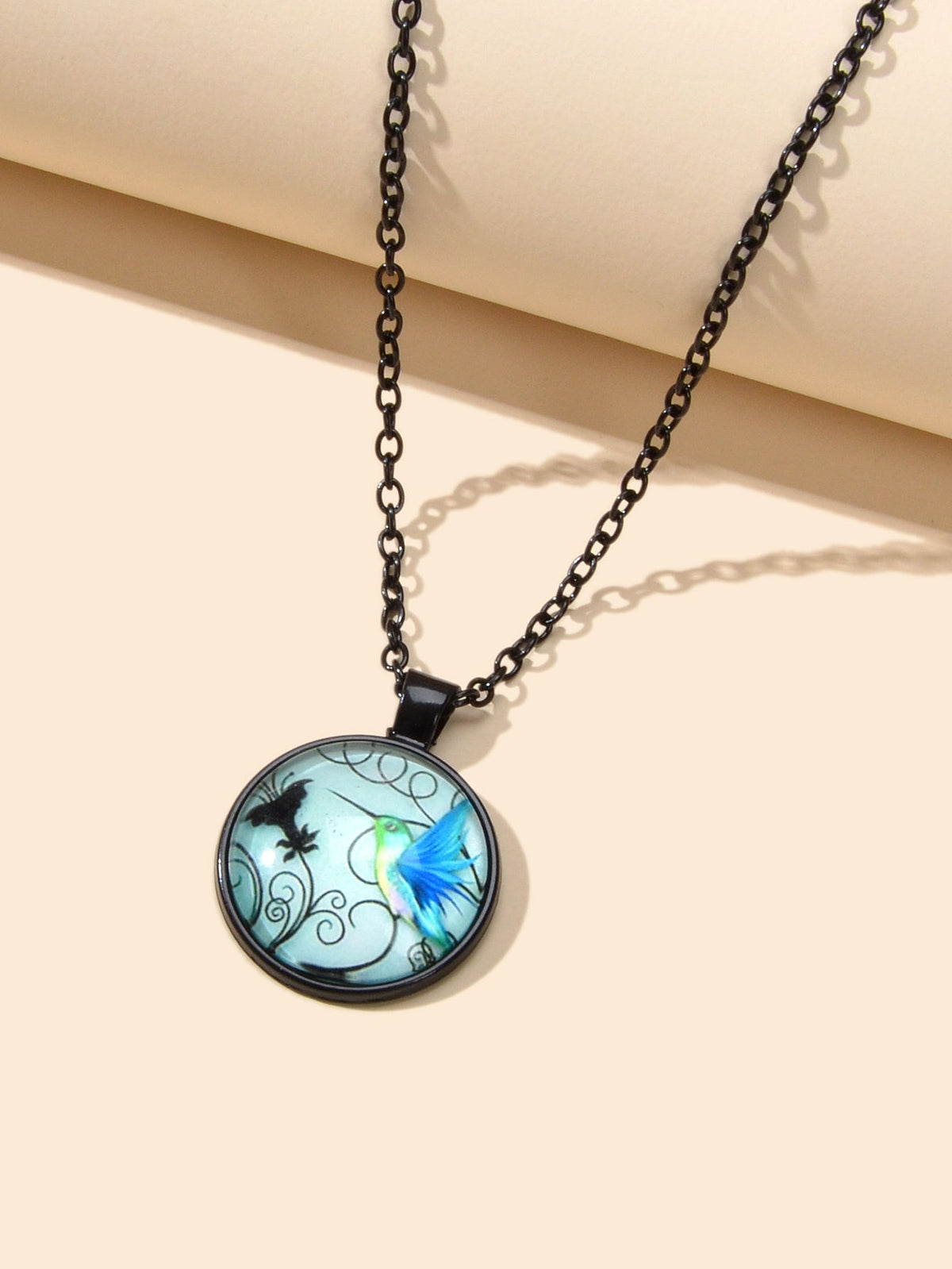 Vintage Retro Jewelry Black Chain Bird Pattern Round Charm Necklace Accessories