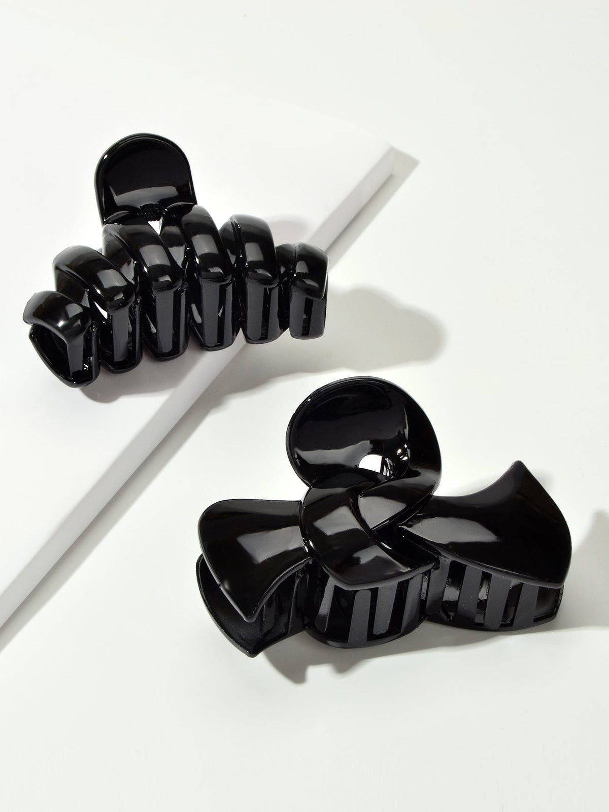 2pcs $5.99 Big Hair Claw Hair Accessory Black Plastic Bowknot Hair Clip Headwear