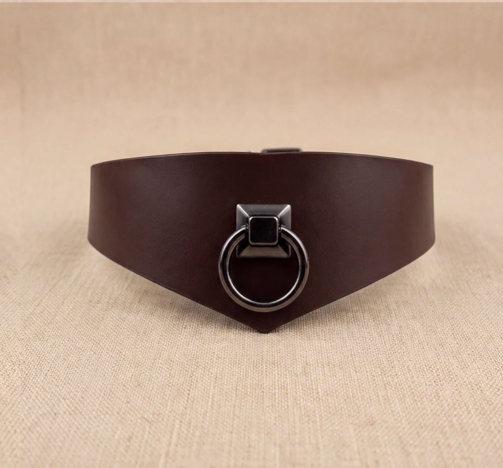 Handcrafted Leather BDSM Collar Elegant Choker For Submissive Play