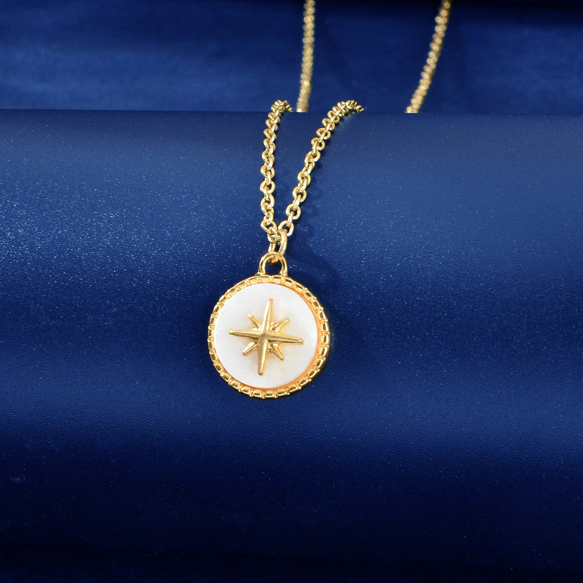Gold Star White Round Charm Necklace Girl's Party Gift Starlights Disc Jewellery
