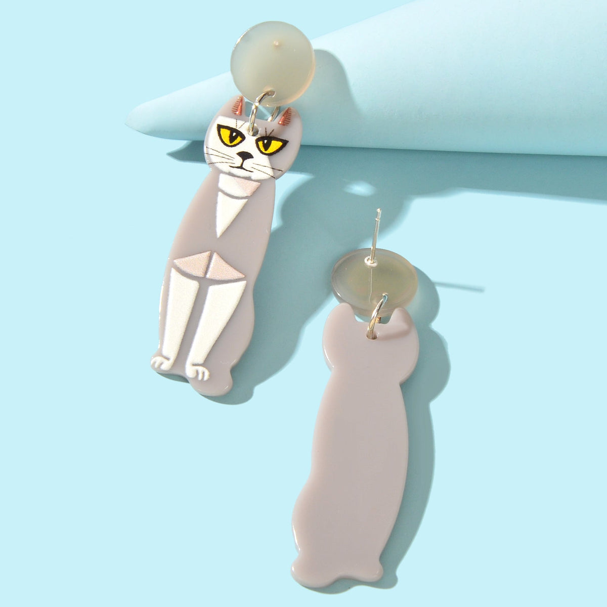 Cartoon Design Gray Resin Acrylic Cat Big Earrings Personality Women Accessories - Earrings at Dealshubindia