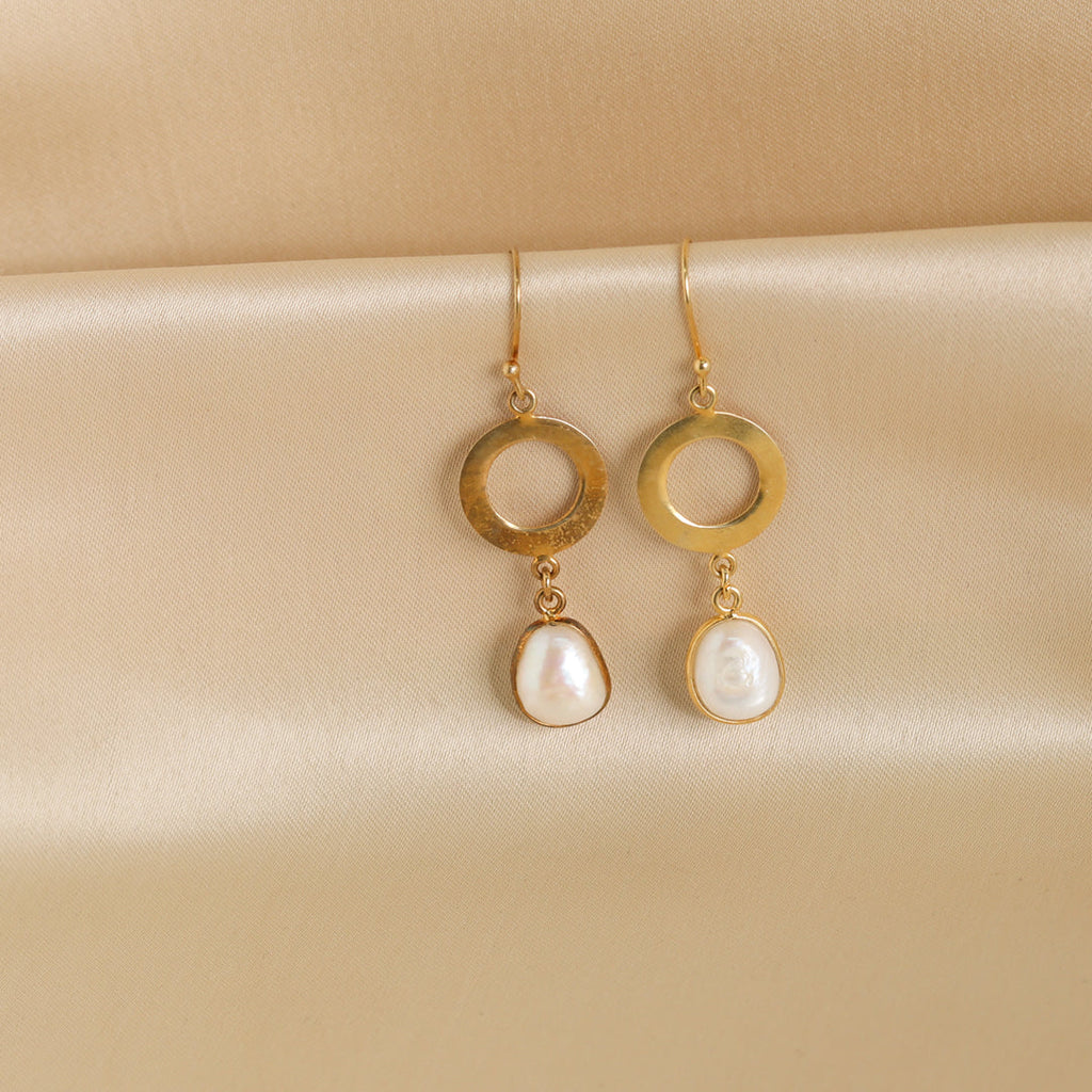 Radiant Pearl Drop Earrings