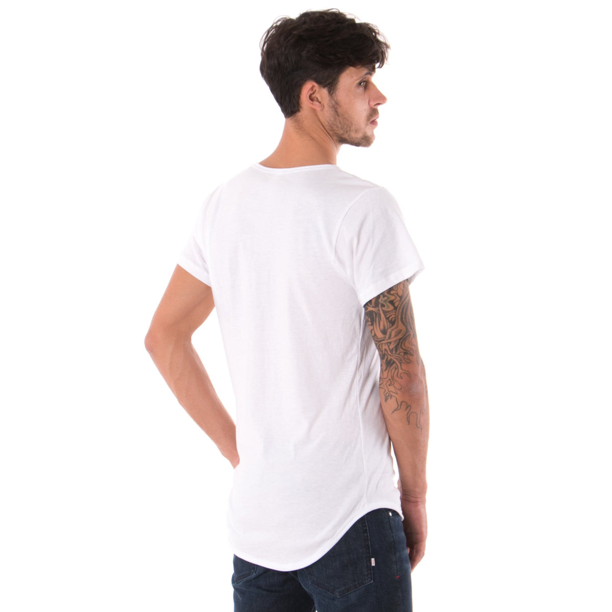 3011 - CLOSEOUT Unisex Curved Hem Tee