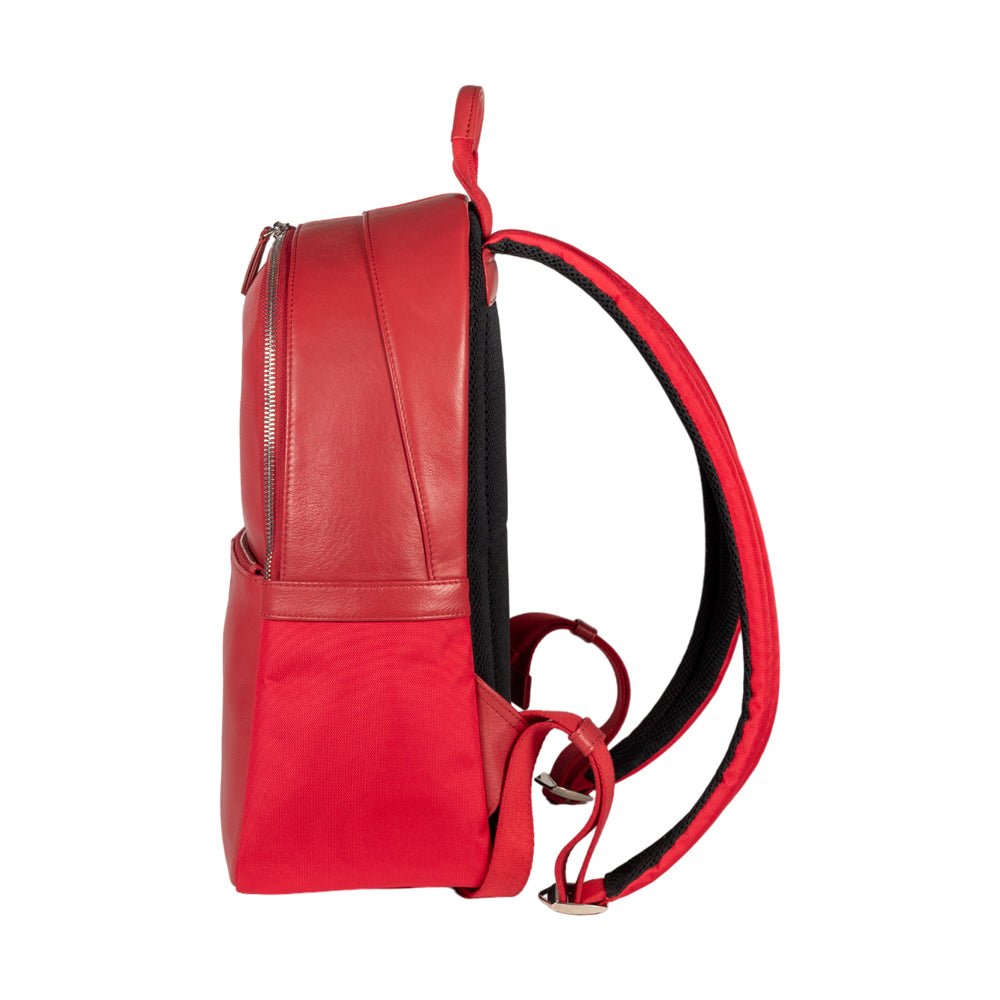 RB2001V | Netbook/Tablet Carrier Backpack in Nylon/Vera Leather, with light grain. Zipper closure and adjustable shoulder straps - Red color - Dimensions: 27 x 38 x 14 cm. Packaging: Non-Woven Fabric Bag - Bag at Dealshubindia