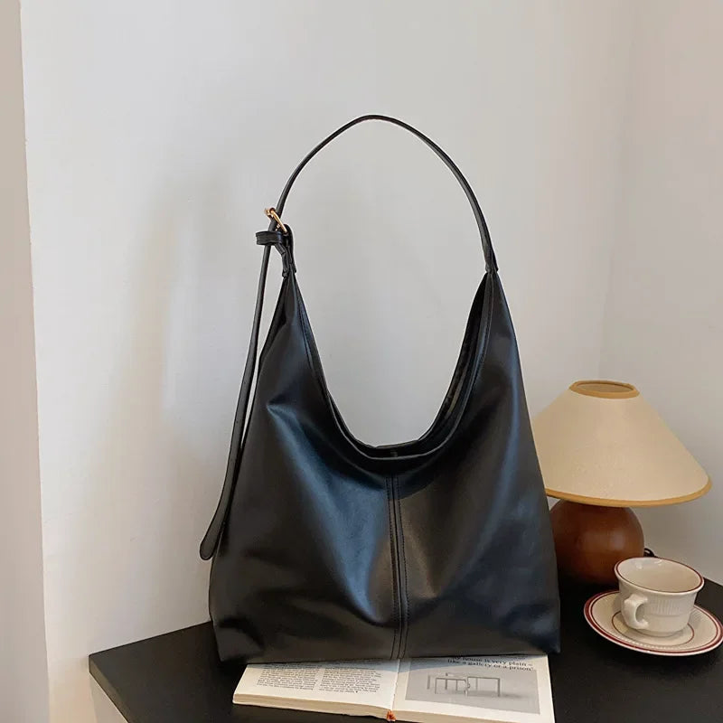Retro PU Tote Bag for Women - n/a at Dealshubindia
