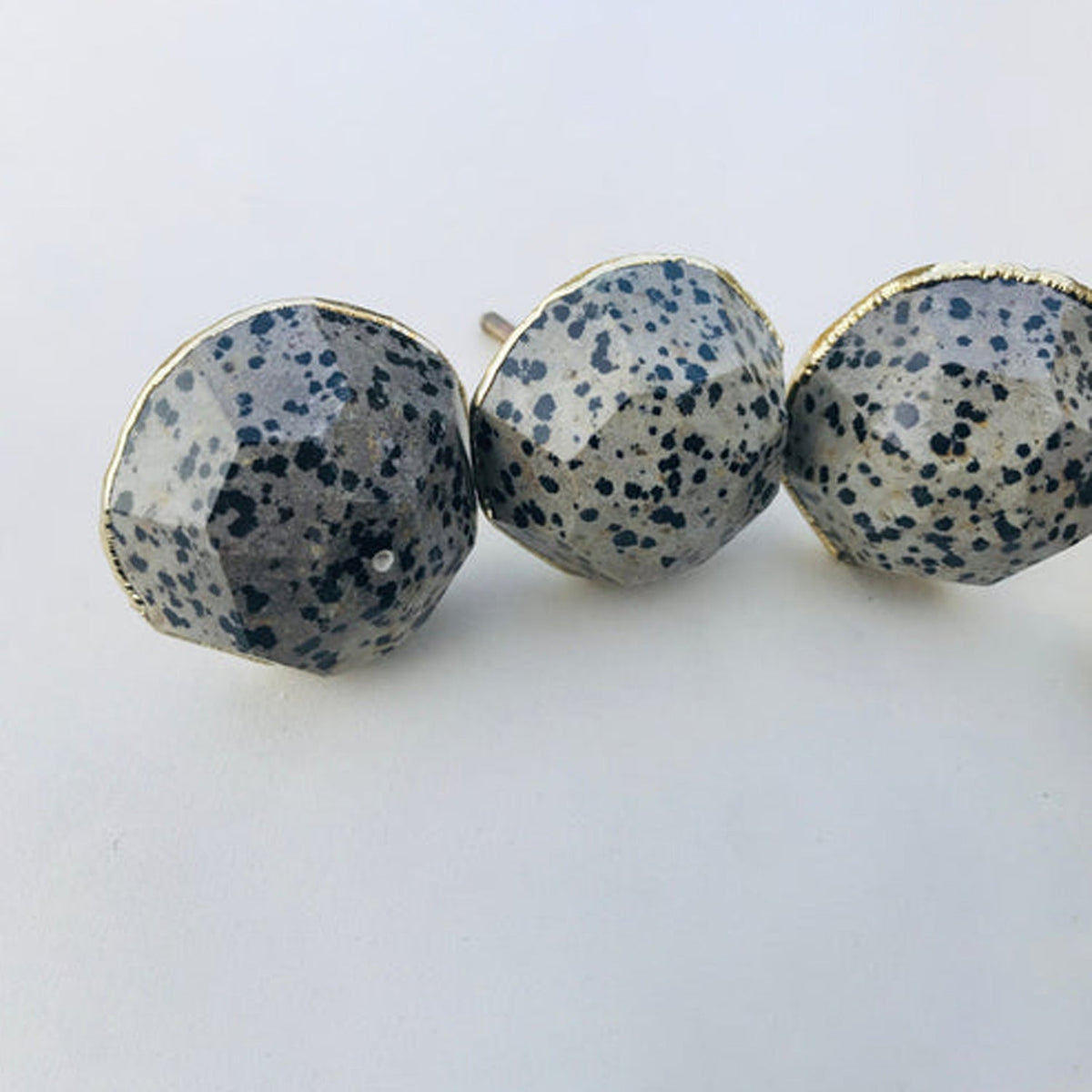 Large Faceted Dalmatian Jasper Gemstone/Agate Classic Finish Cabinet Drawer Pull Wardrobe Dresser Interior Decorative Handle
