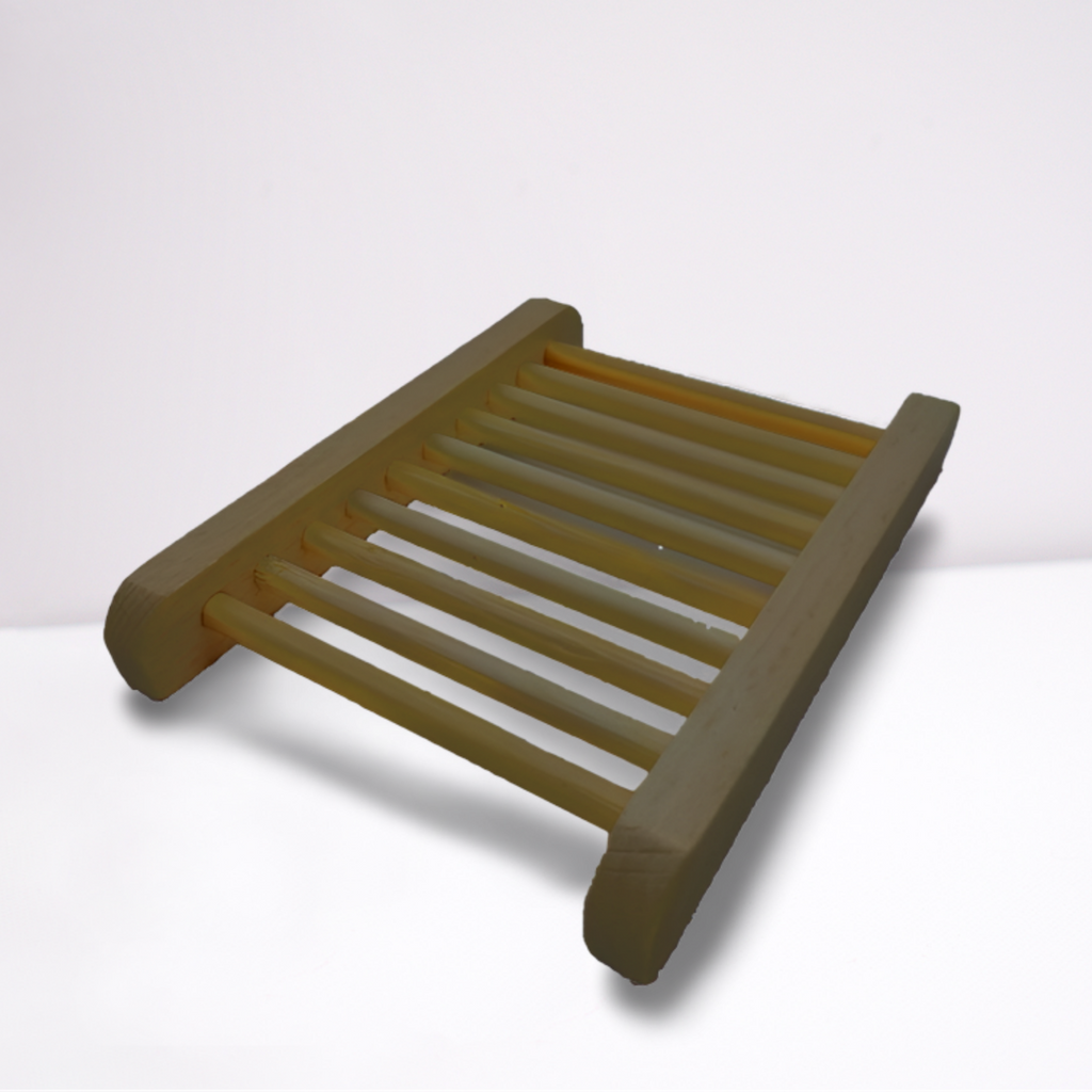 Bamboo slatted soap dish with raised corner grips