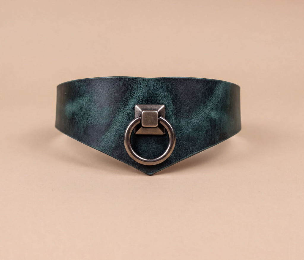 Handcrafted Leather BDSM Collar Elegant Choker For Submissive Play