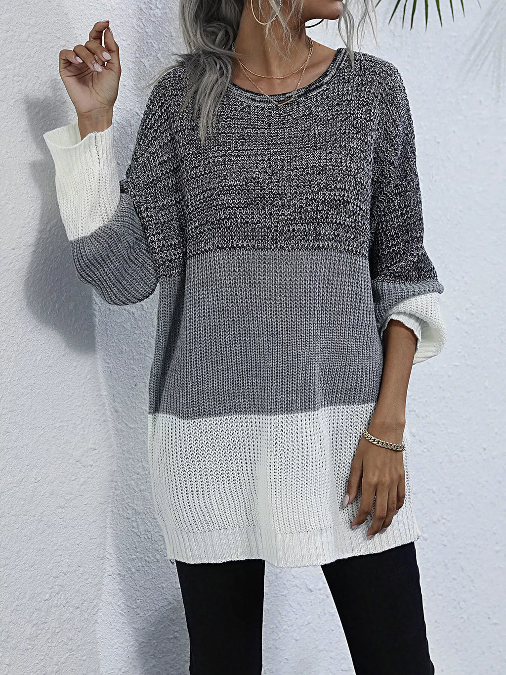 Color Block Round Neck Oversized Sweater - n/a at Dealshubindia