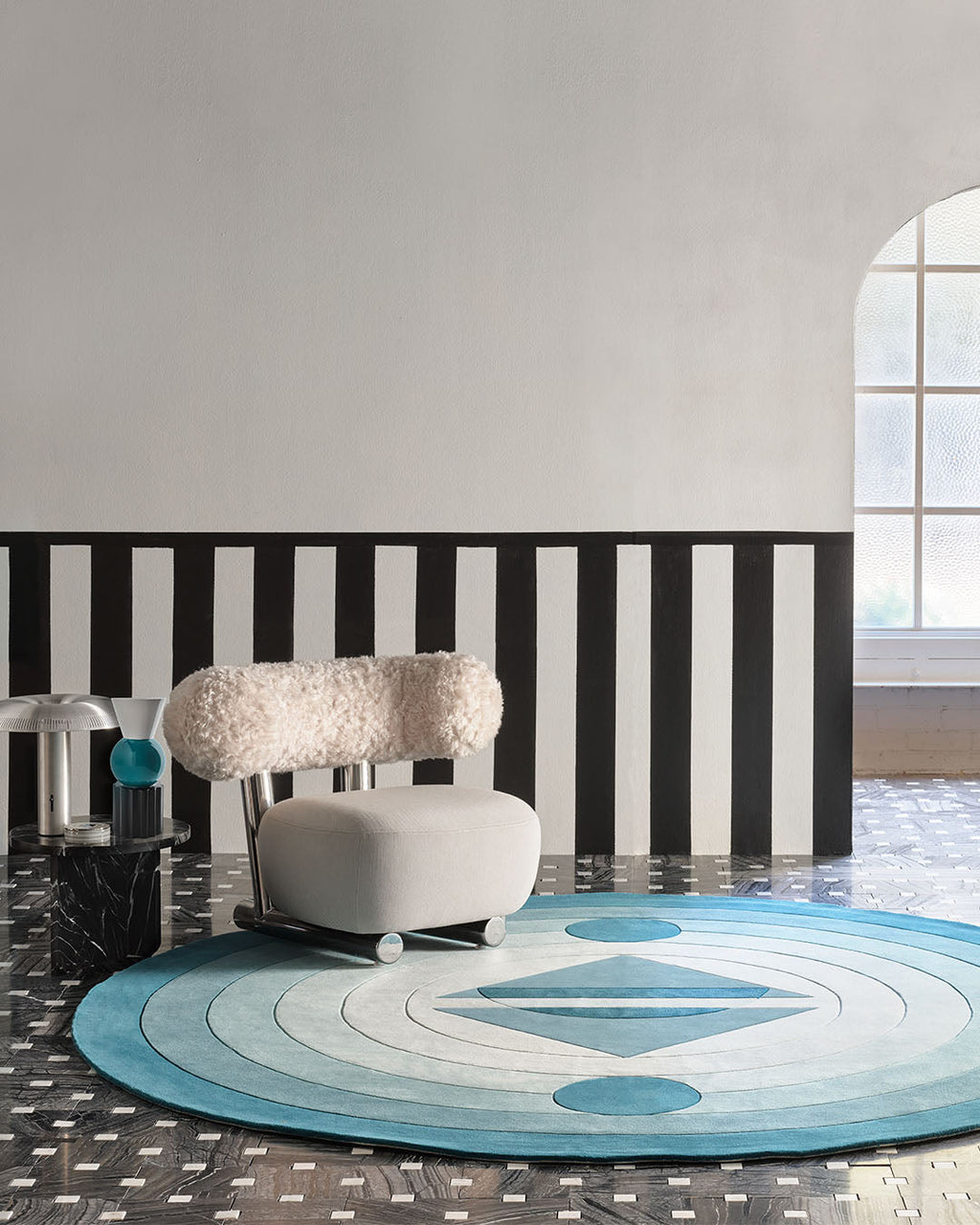 Hand Tufted Half Moon Geometric Round Wool Rug | Petrol Blue & Cream | Gerbit by Rugfine