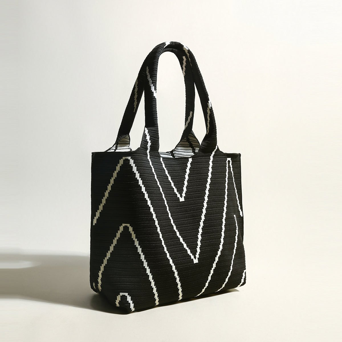 Retro Chevron Canvas Tote Bag – Heavy-Duty Woven Geometric Pattern Shoulder Tote with Interior Zip Pocket - Totes at Dealshubindia